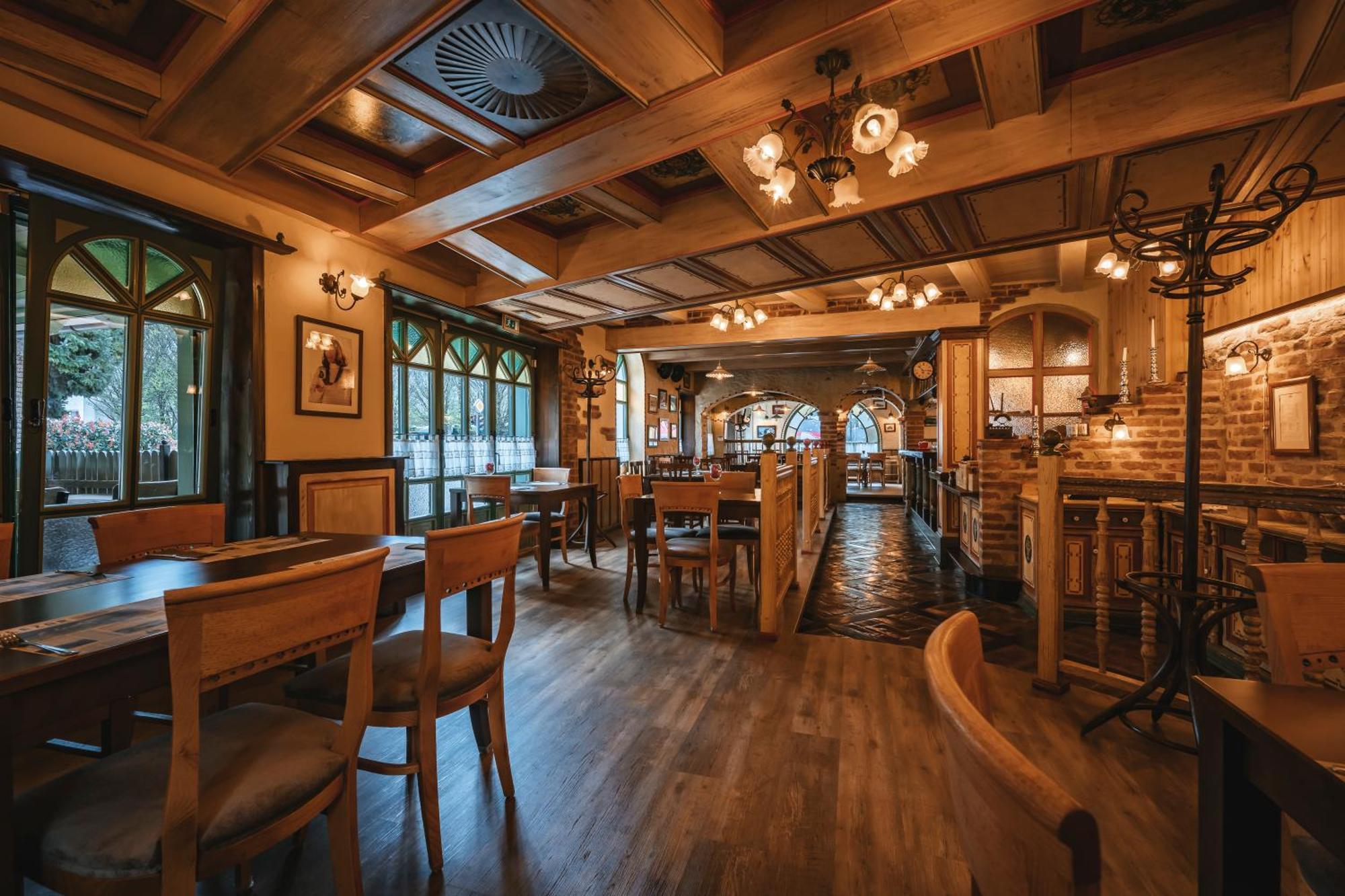 Guest House Ejga Jesenice Bagian luar foto