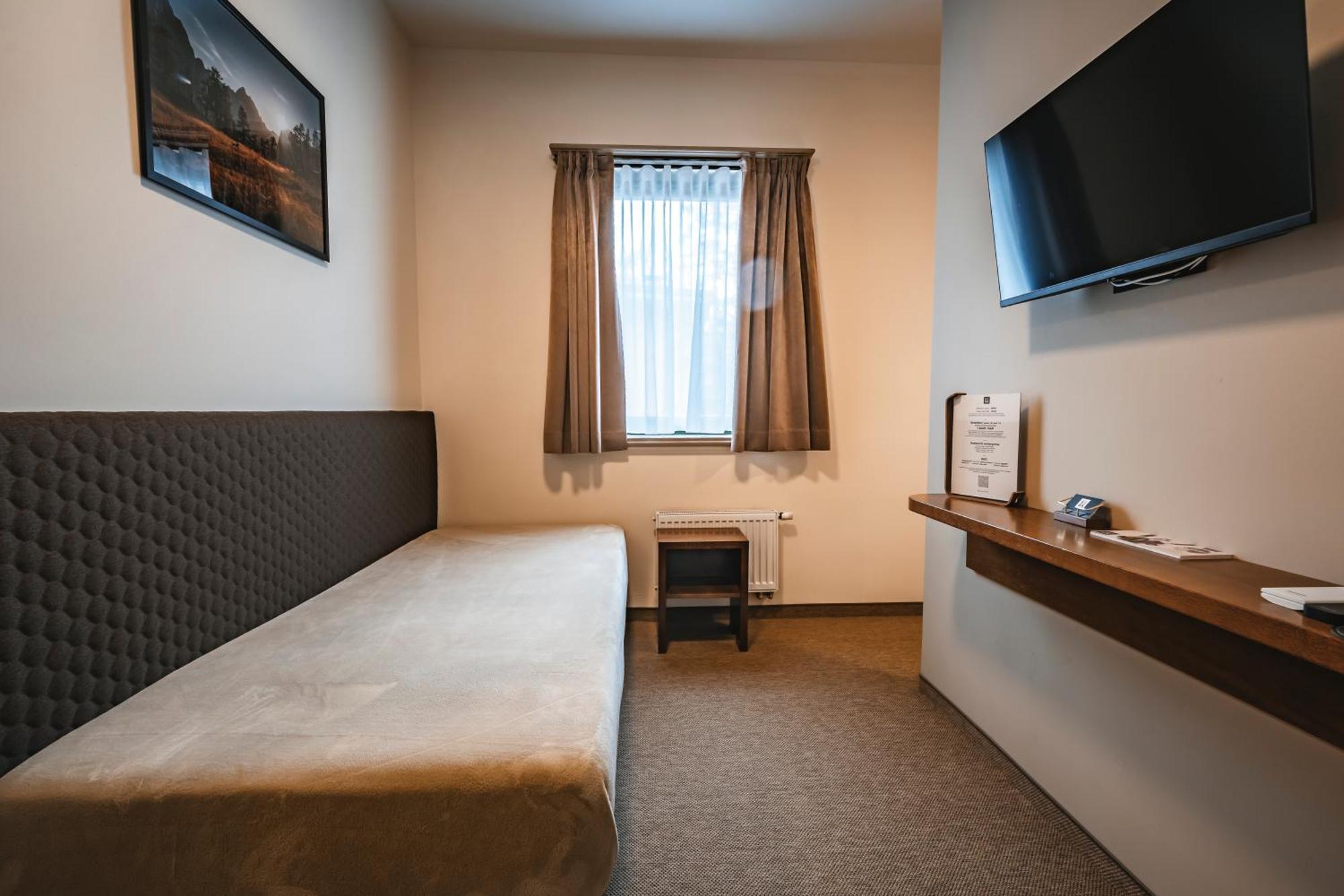 Guest House Ejga Jesenice Bagian luar foto