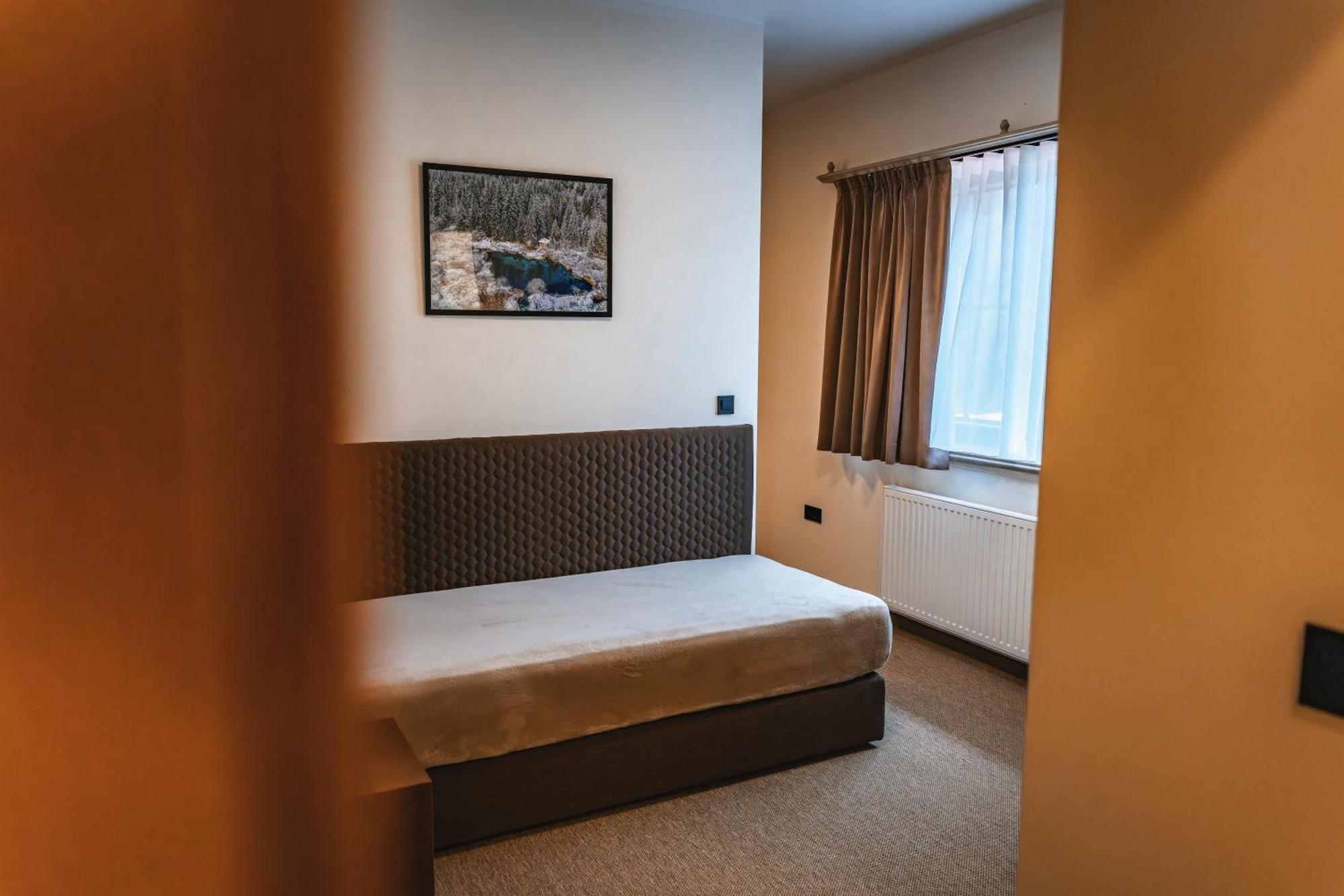 Guest House Ejga Jesenice Bagian luar foto