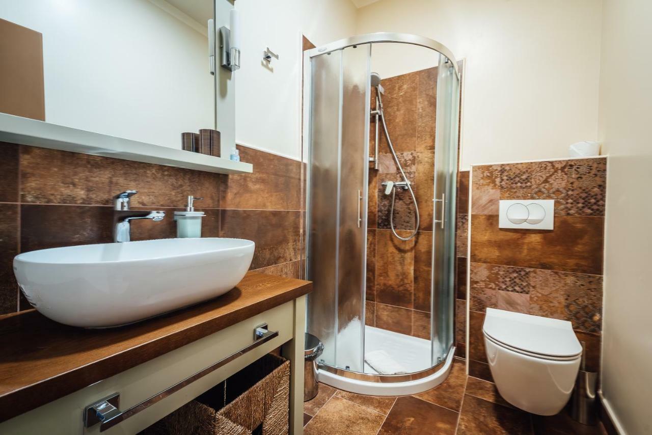 Guest House Ejga Jesenice Bagian luar foto