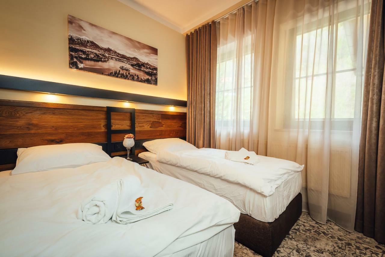 Guest House Ejga Jesenice Bagian luar foto